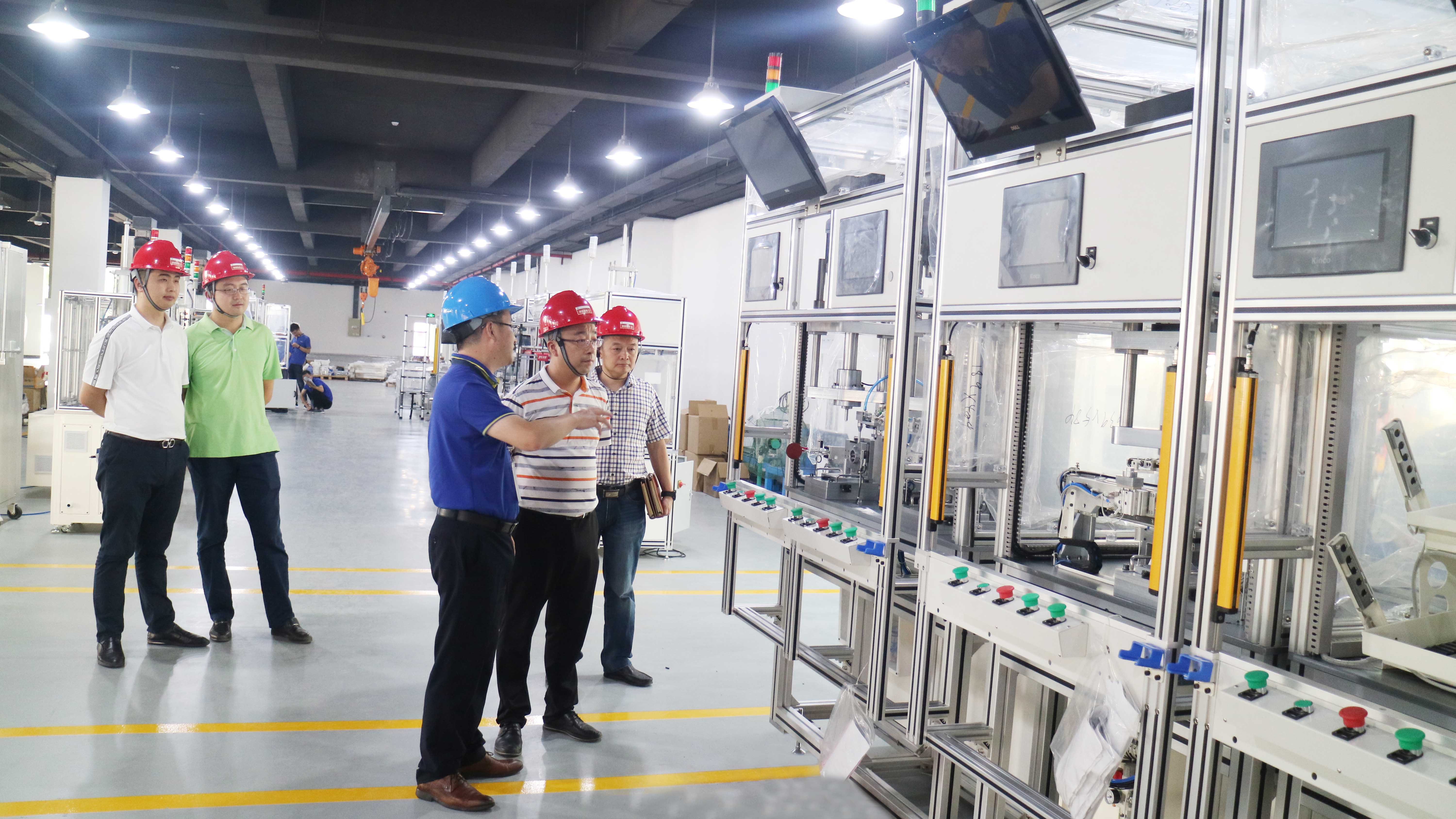 蘇州新區滸關經開區黨工委副書記何寧一行調研通錦指導工作