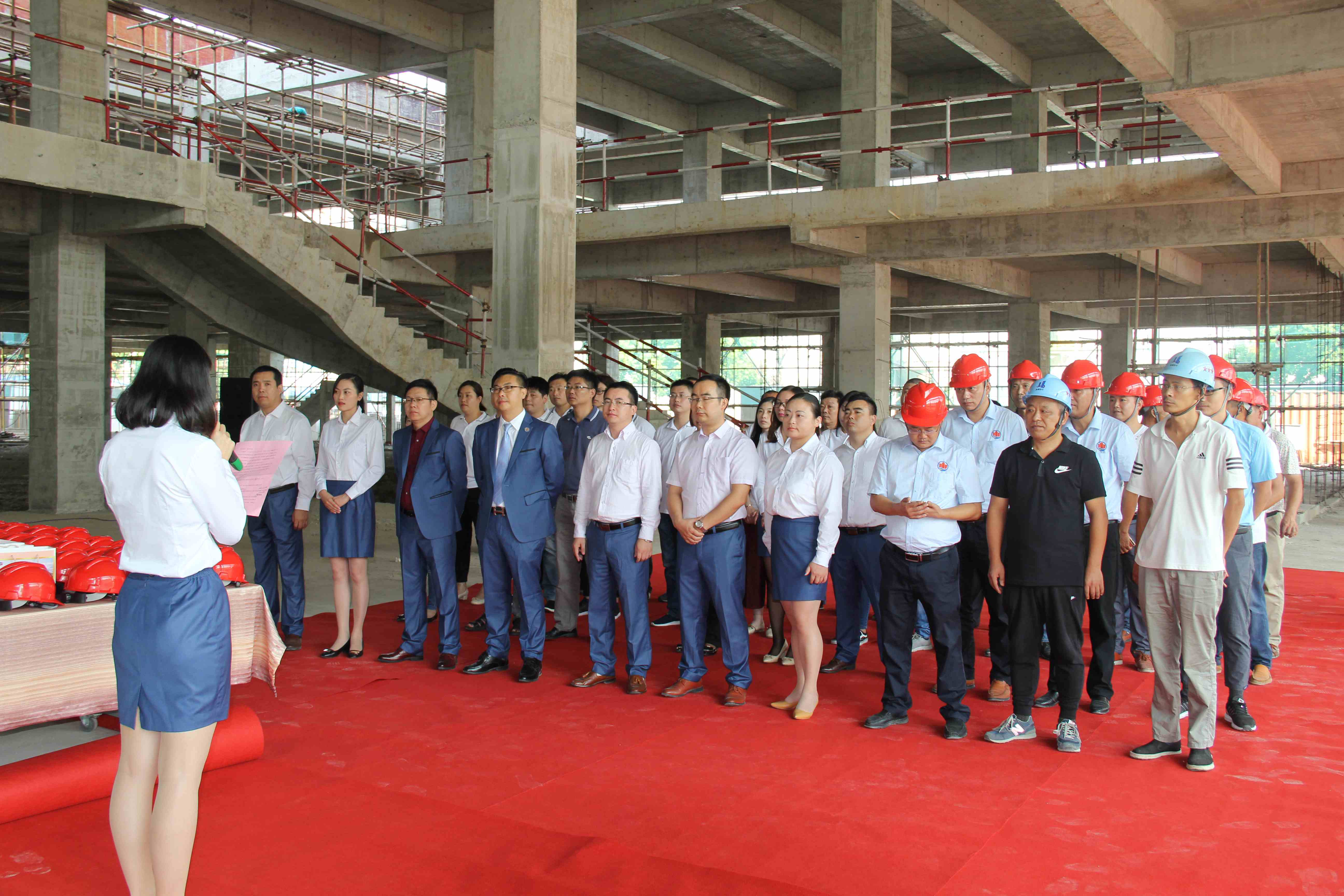 熱烈祝賀蘇州通錦新建研發大樓封頂大吉！